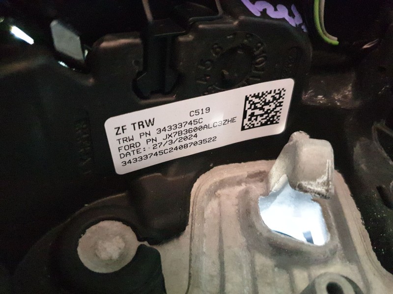 Recambio de volante para ford focus sportbreak focus sportbreak referencia OEM IAM 2531775  
