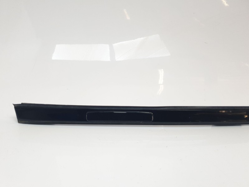 Recambio de moldura para porsche 911 (typ 997) carrera s coupe referencia OEM IAM 99655950100  