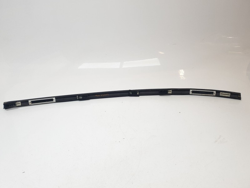 Recambio de moldura para porsche 911 (typ 997) carrera s coupe referencia OEM IAM 99655950100  