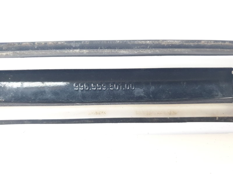 Recambio de moldura para porsche 911 (typ 997) carrera s coupe referencia OEM IAM 99655950100  