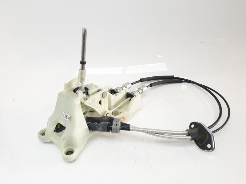 Recambio de palanca cambio para kia sportage referencia OEM IAM 43700R2420WK  