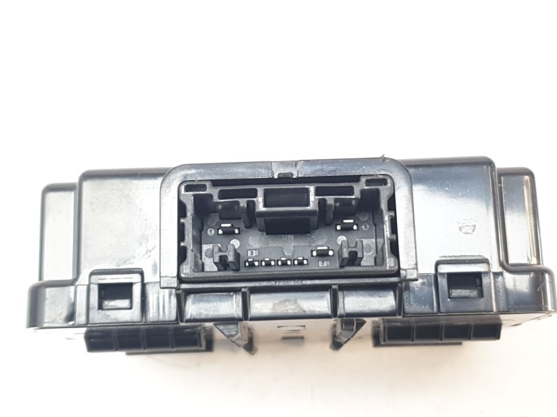 Recambio de modulo electronico para kia sportage referencia OEM IAM 95300P1000  