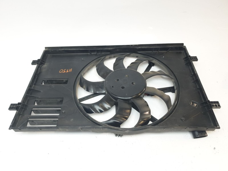 Recambio de electroventilador para seat leon sportstourer (kl8) referencia OEM IAM 5Q0121205BD  