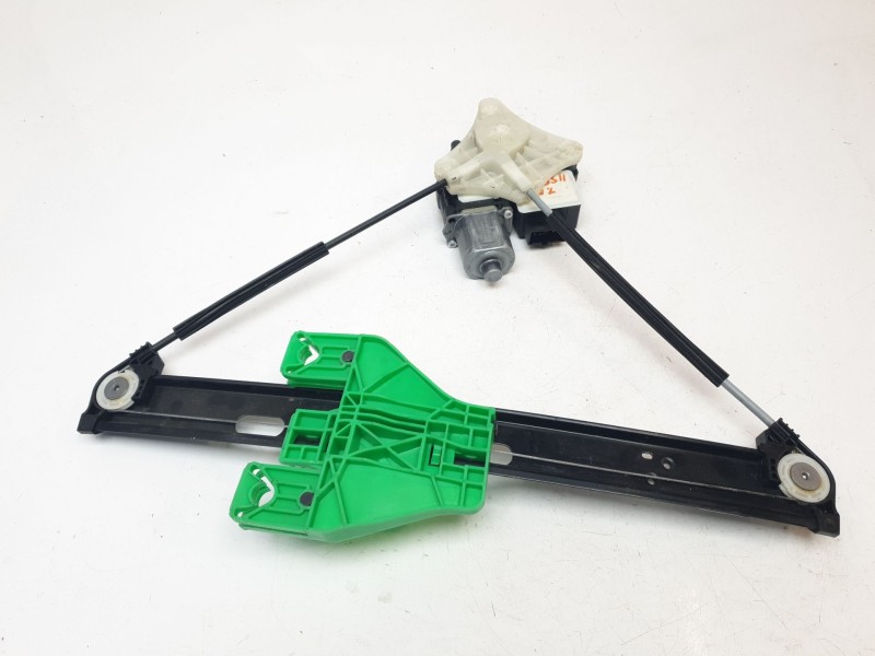 Recambio de elevalunas trasero derecho para seat leon sportstourer (kl8) referencia OEM IAM 5FA839462A  