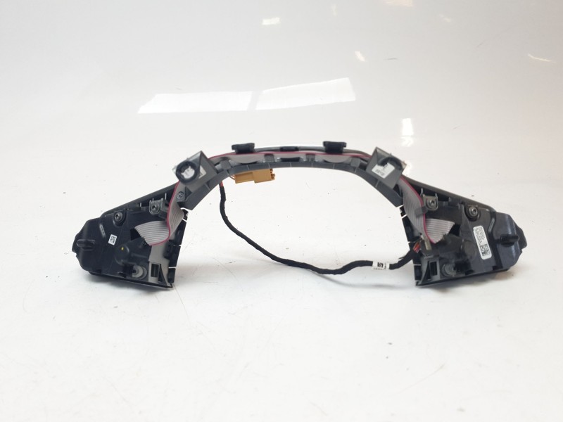 Recambio de mando volante para seat leon sportstourer (kl8) referencia OEM IAM 5FA919719A  