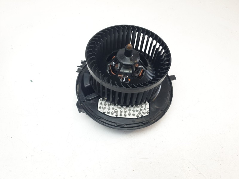 Recambio de ventilador calefaccion para seat leon sportstourer (kl8) referencia OEM IAM 3Q1819021E  