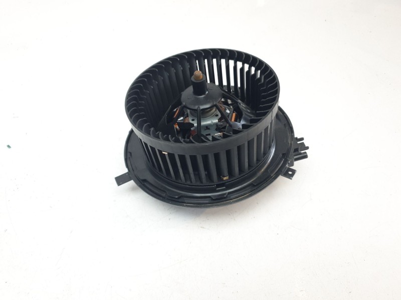 Recambio de ventilador calefaccion para seat leon sportstourer (kl8) referencia OEM IAM 3Q1819021E  