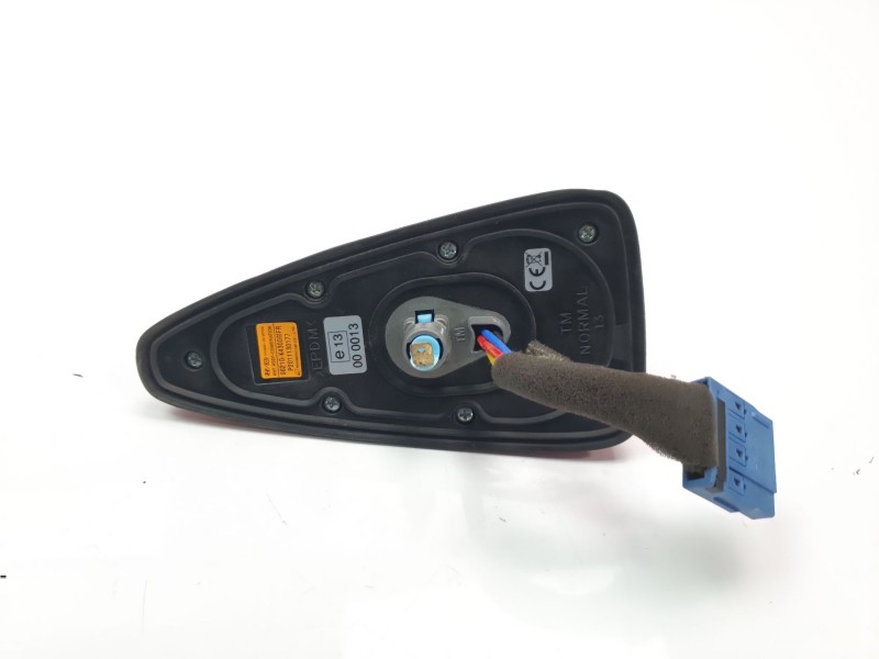 Recambio de antena para hyundai kona referencia OEM IAM 96210K4300MFR  