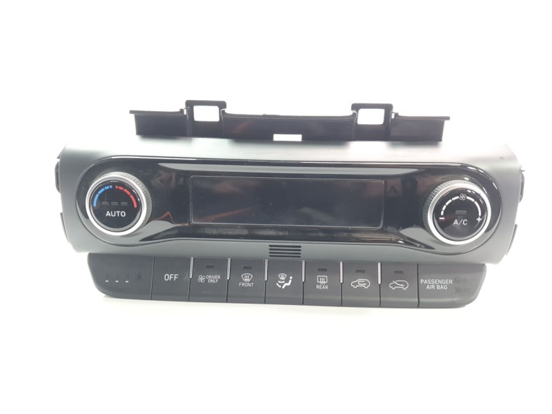 Recambio de mando climatizador para hyundai kona referencia OEM IAM 97250CMA0  