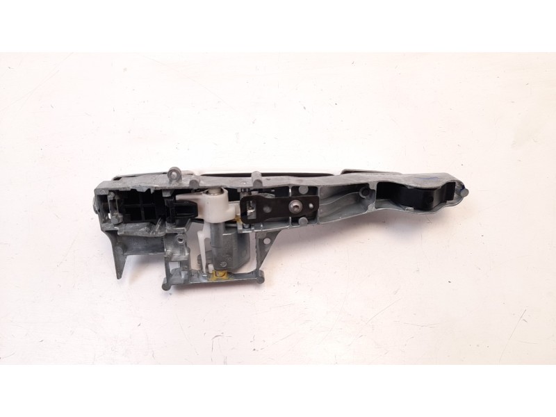 Recambio de maneta exterior delantera derecha para peugeot 208 1.6 blue-hdi fap referencia OEM IAM 9101GH  