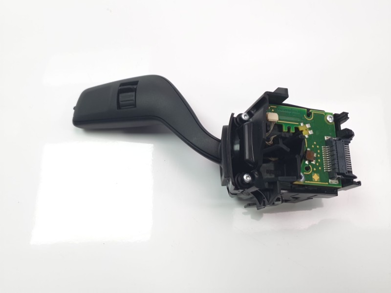 Recambio de mando limpia para ford ecosport (cr6) trend referencia OEM IAM GN1517A553BB  