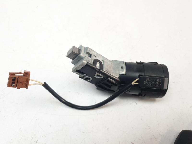 Recambio de conmutador de arranque para citroën c4 cactus shine referencia OEM IAM 9663123380  