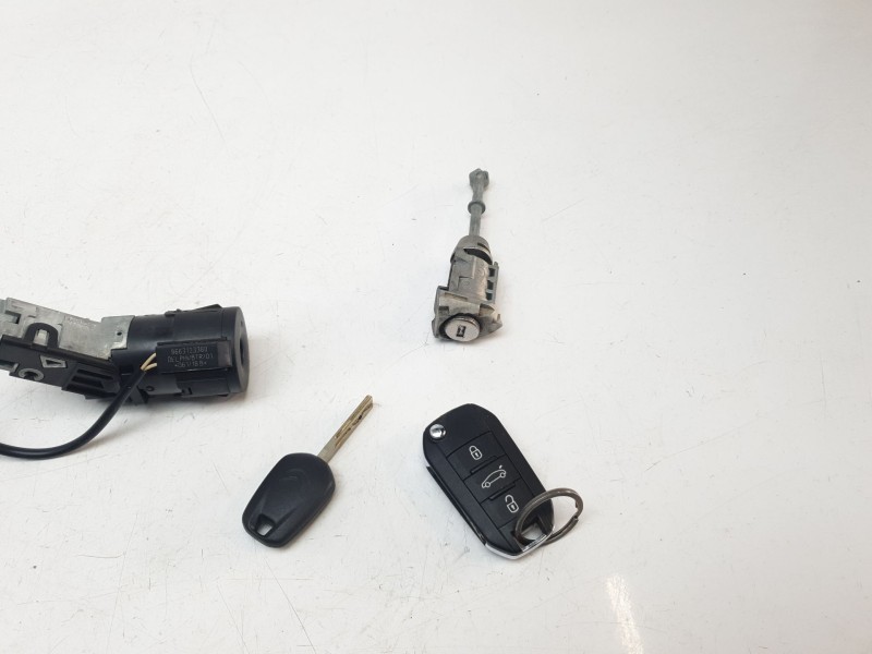 Recambio de conmutador de arranque para citroën c4 cactus shine referencia OEM IAM 9663123380  