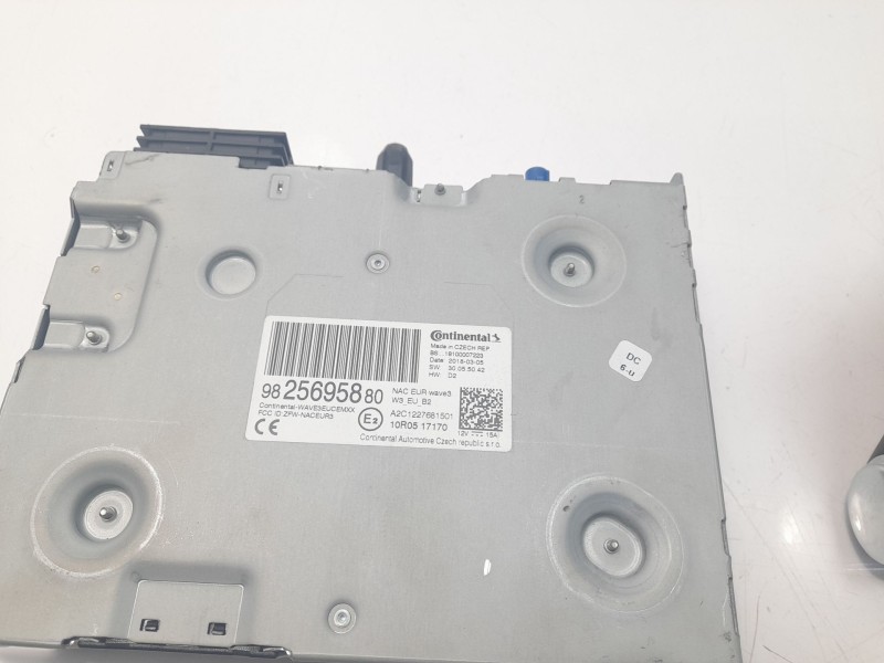 Recambio de sistema navegacion gps para citroën c4 cactus shine referencia OEM IAM 9824298580 9825695880 