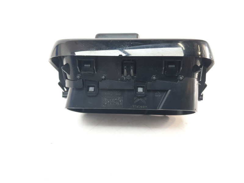 Recambio de aireador izquierdo para citroën c4 cactus shine referencia OEM IAM 9800167677  