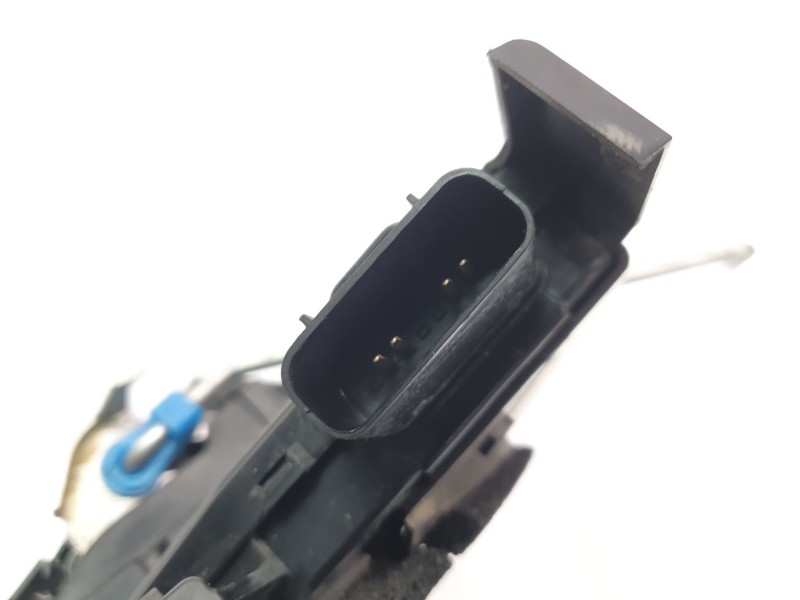 Recambio de cerradura puerta trasera derecha para kia stonic (ybcuv) drive referencia OEM IAM 814B0H8210  