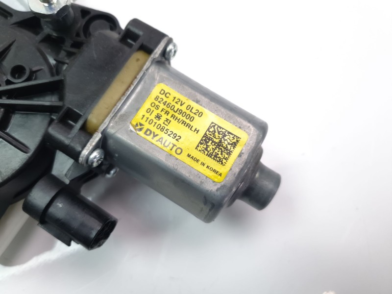 Recambio de elevalunas delantero derecho para kia stonic (ybcuv) drive referencia OEM IAM 82402J9000  