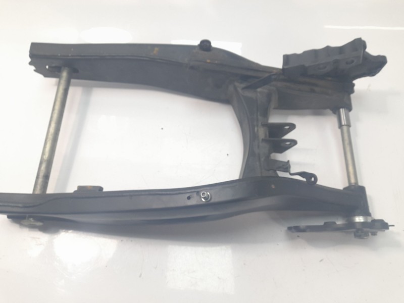 Recambio de basculante para yamaha mt -07 referencia OEM IAM 1WS2211010  