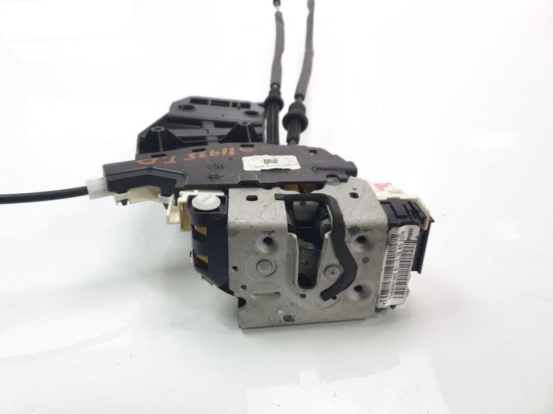 Recambio de cerradura puerta trasera derecha para jeep compass ii longitude 4x2 referencia OEM IAM 68466852AA  