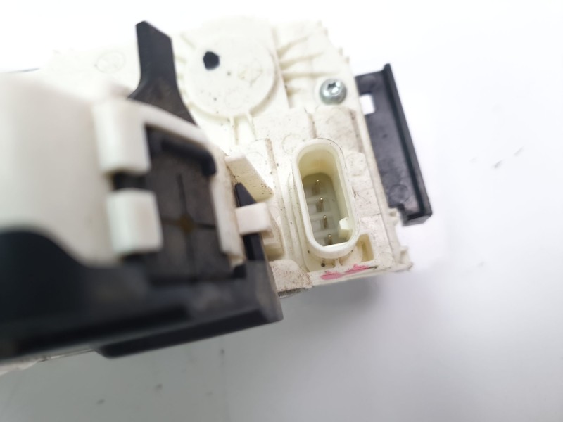 Recambio de cerradura puerta trasera derecha para jeep compass ii longitude 4x2 referencia OEM IAM 68466852AA  