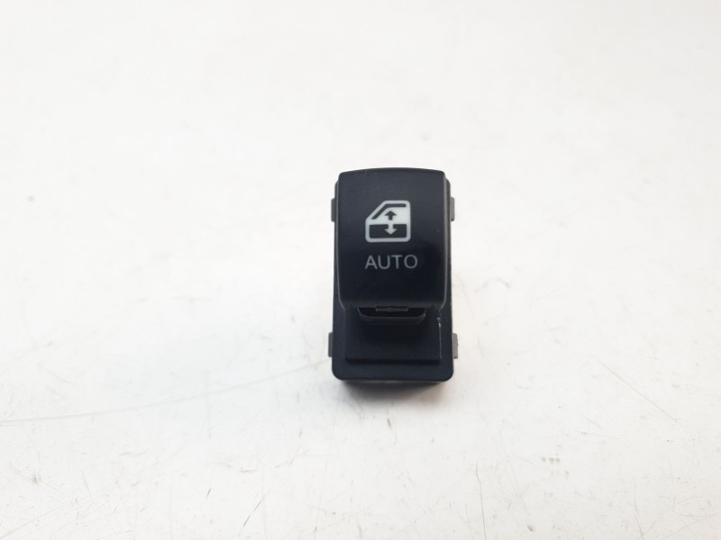 Recambio de mando elevalunas delantero derecho para jeep compass ii longitude 4x2 referencia OEM IAM 6BZ31LXHAB  