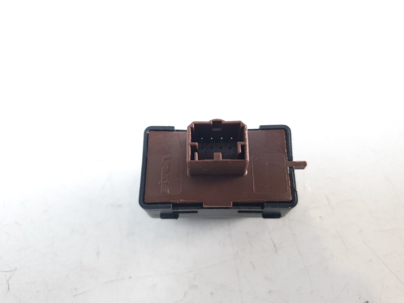 Recambio de interruptor para jeep compass ii longitude 4x2 referencia OEM IAM 735603964  