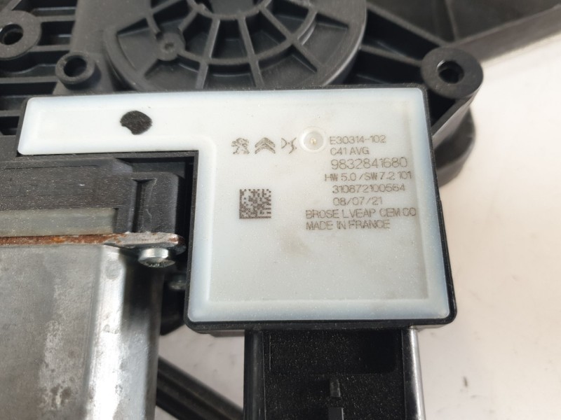 Recambio de elevalunas delantero izquierdo para citroën c4 berlina e-feel referencia OEM IAM 9832821680  