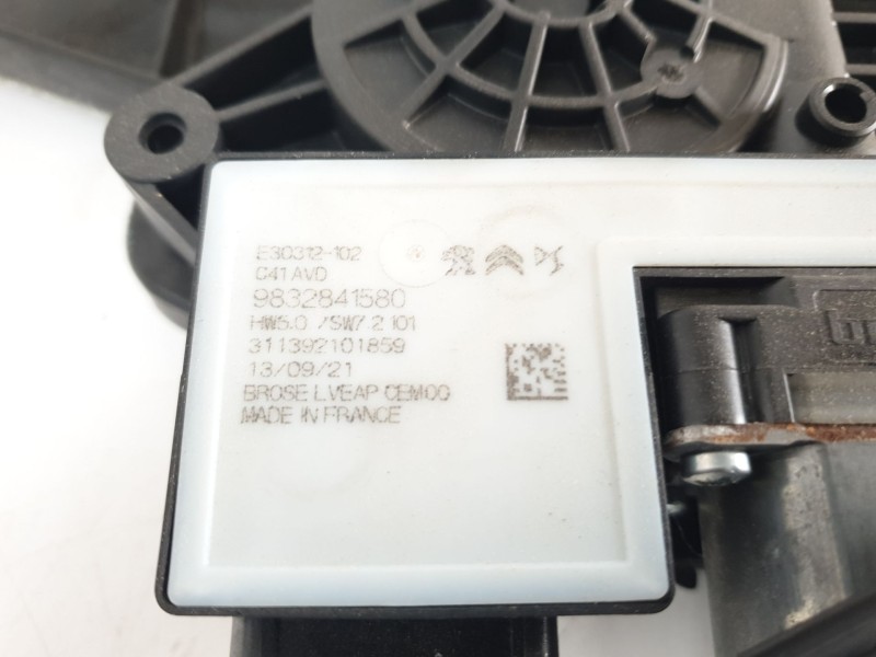 Recambio de elevalunas delantero derecho para citroën c4 berlina e-feel referencia OEM IAM 9832821580  