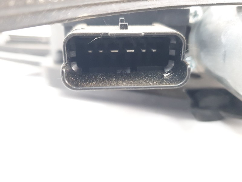 Recambio de elevalunas delantero derecho para citroën c4 berlina e-feel referencia OEM IAM 9832821580  