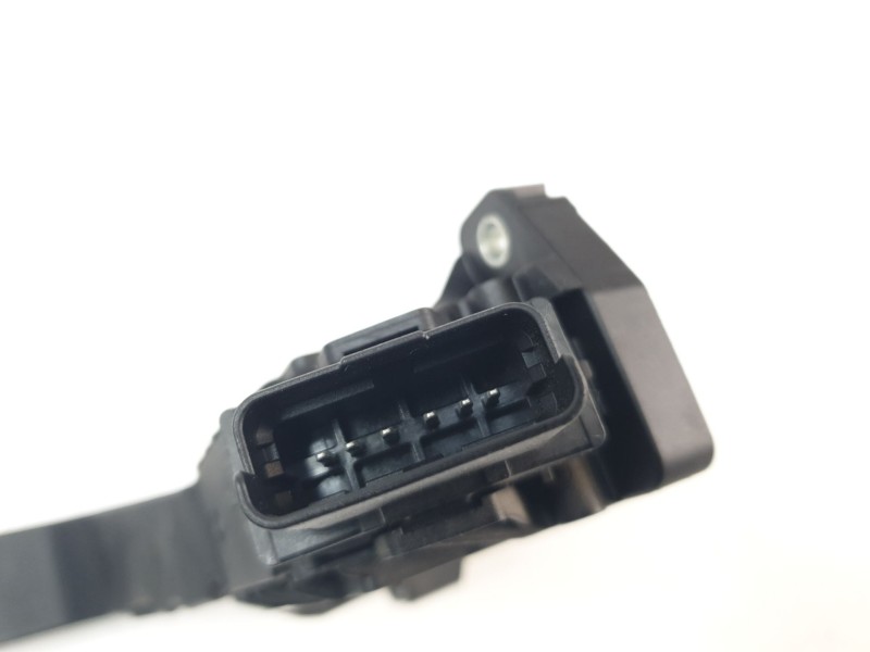 Recambio de pedal acelerador para citroën c4 berlina e-feel referencia OEM IAM 9827704480 6PV01352401 
