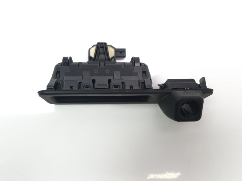 Recambio de maneta exterior maletero / porton para bmw serie 1 lim. (f40) 120i referencia OEM IAM 51247381868  