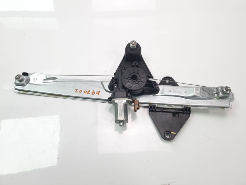 Recambio de elevalunas delantero izquierdo para dacia sandero iii stepway expression referencia OEM IAM 807217352R  