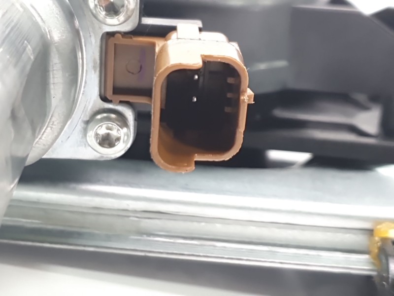 Recambio de elevalunas delantero izquierdo para dacia sandero iii stepway expression referencia OEM IAM 807217352R  
