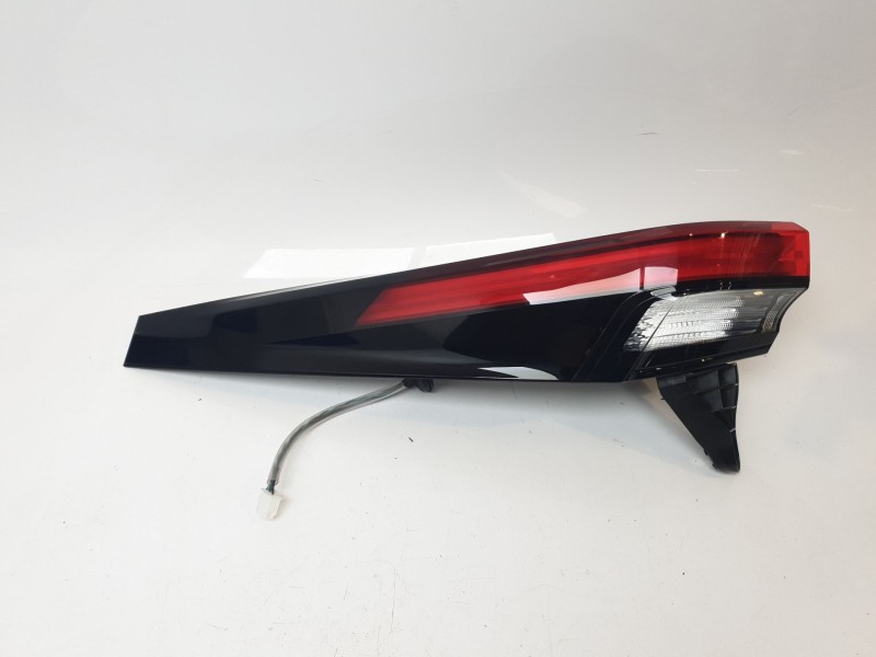 Recambio de piloto trasero izquierdo para toyota c-hr hybrid active referencia OEM IAM 81560F4200  