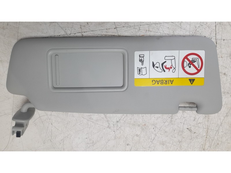 Recambio de parasol derecho para audi q3 (8ug) attraction quattro referencia OEM IAM 8U1857552K  