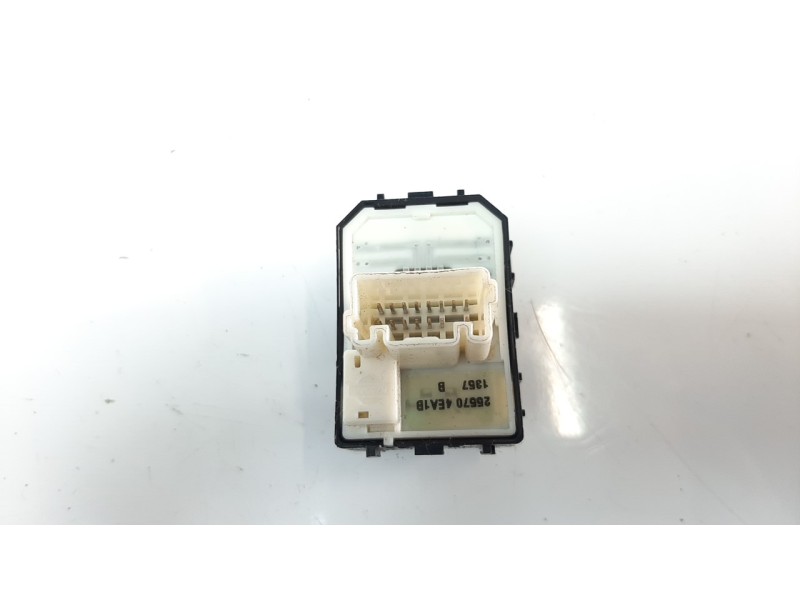 Recambio de mando retrovisor para nissan qashqai (j11) 1.2 16v cat referencia OEM IAM 255704EA1B  