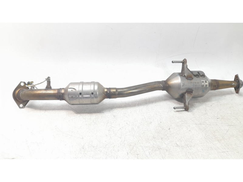 Recambio de catalizador para toyota corolla (e21) hybrid style referencia OEM IAM 174100TD30  