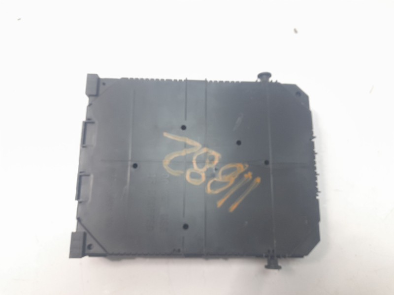 Recambio de caja reles / fusibles para citroën c4 cactus shine referencia OEM IAM 9819851280  