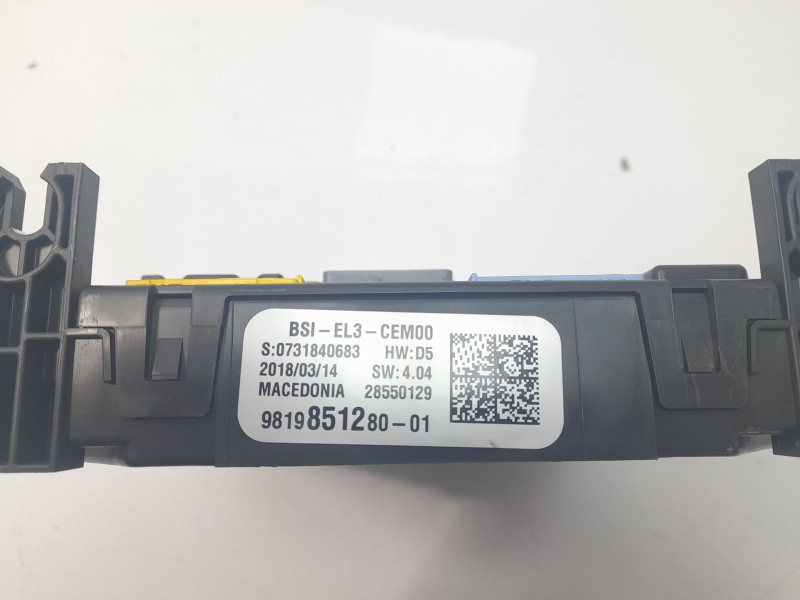 Recambio de caja reles / fusibles para citroën c4 cactus shine referencia OEM IAM 9819851280  