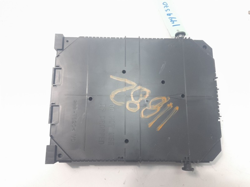 Recambio de caja reles / fusibles para citroën c4 cactus shine referencia OEM IAM 9819851280  