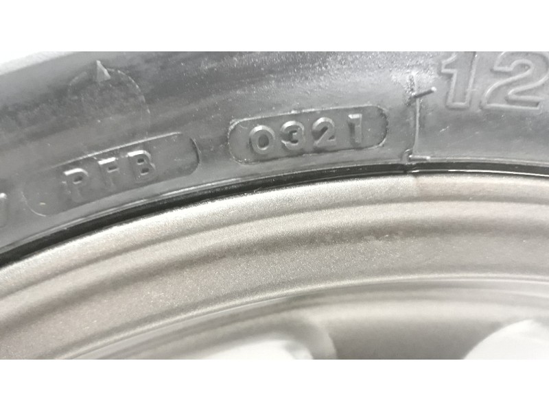 Recambio de llanta para yamaha tricity 300 referencia OEM IAM BX9F516820  