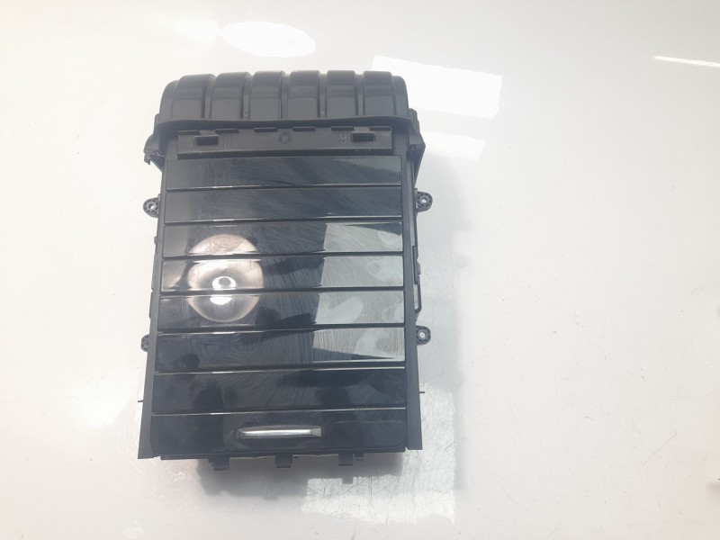 Recambio de guantera para mercedes-benz clase glb (bm 247) 1.3 cat referencia OEM IAM A17768057019051  