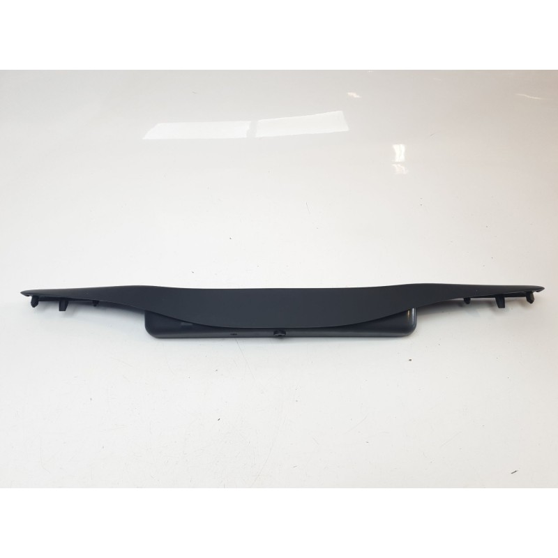 Recambio de moldura para porsche 911 (typ 997) carrera s coupe referencia OEM IAM 99755112000  