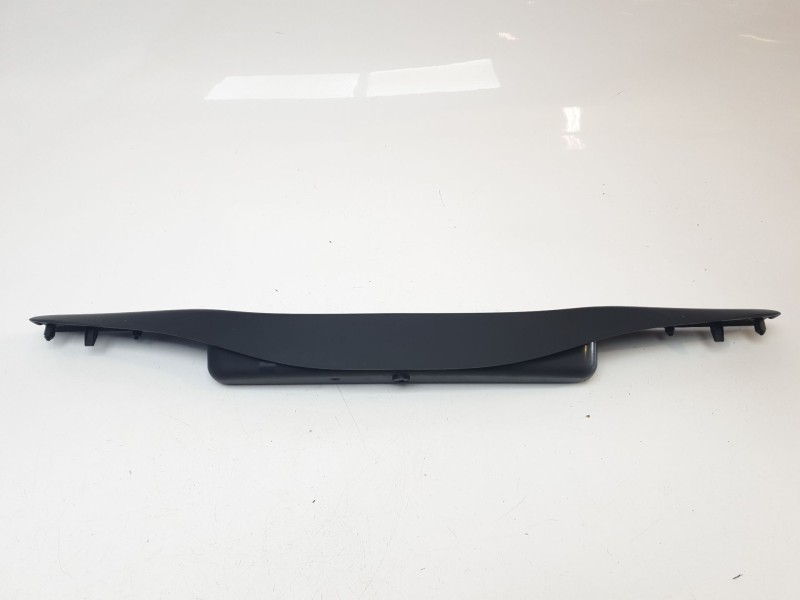 Recambio de moldura para porsche 911 (typ 997) carrera s coupe referencia OEM IAM 99755112000  