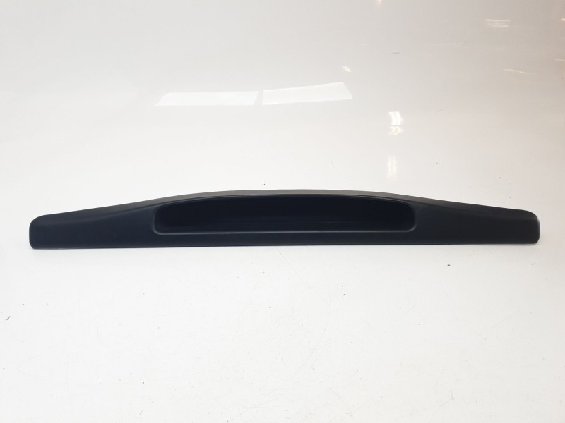 Recambio de moldura para porsche 911 (typ 997) carrera s coupe referencia OEM IAM 99755112000  