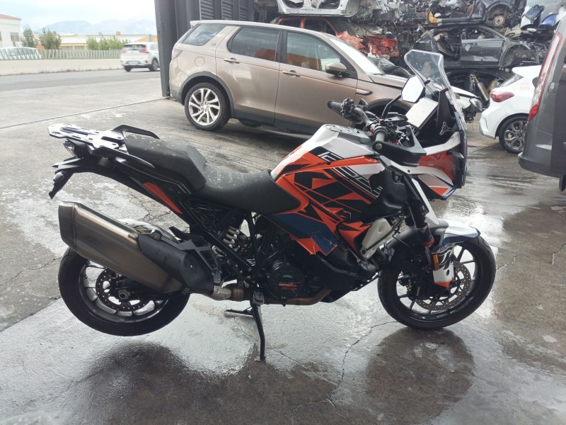 ktm super adventure del año 2021