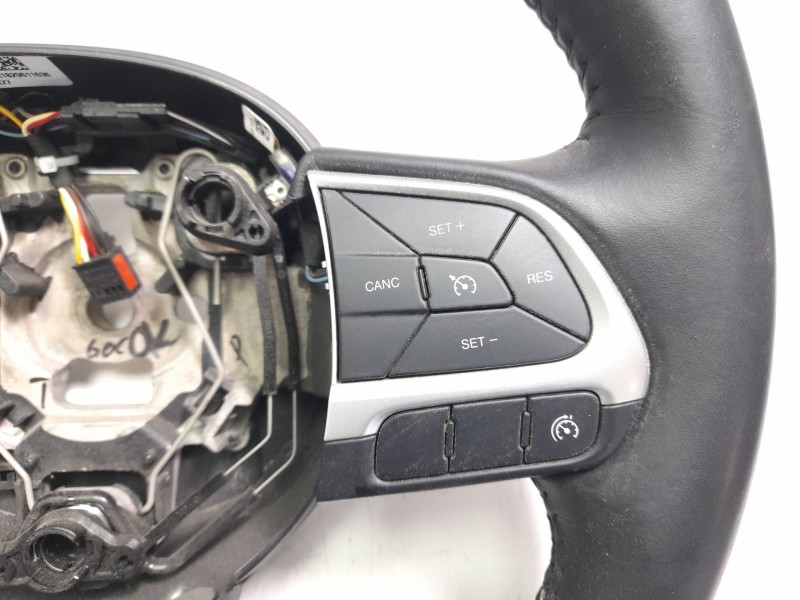 Recambio de volante para jeep compass ii 1.6 m-jet cat referencia OEM IAM P5SX74DX9AH  