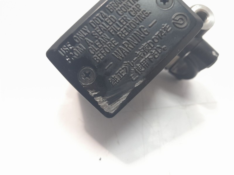 Recambio de bomba freno delantera para yamaha mt -07 referencia OEM IAM 1XB2580A00  