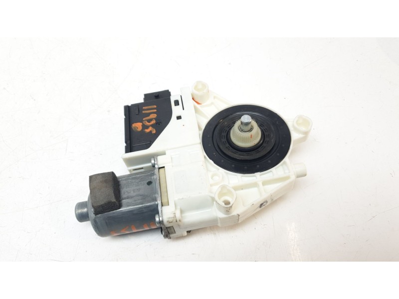 Recambio de motor elevalunas delantero derecho para jeep compass ii longitude 4x2 referencia OEM IAM C61743100  