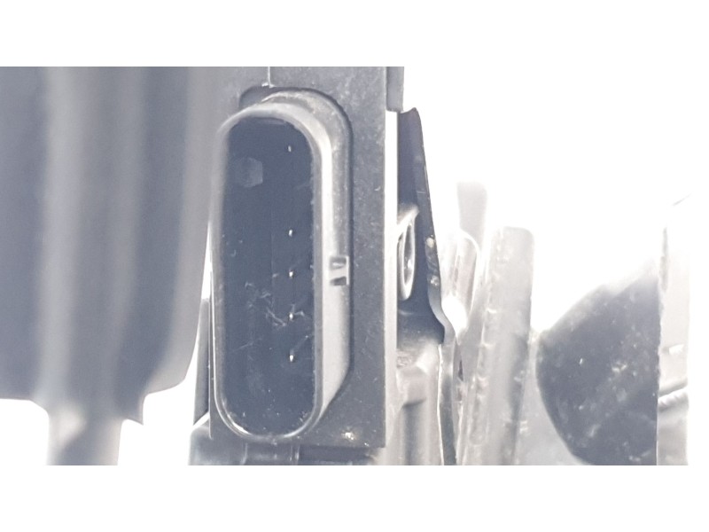 Recambio de cerradura puerta delantera izquierda para citroën c4 berlina e-feel referencia OEM IAM 9832796880  